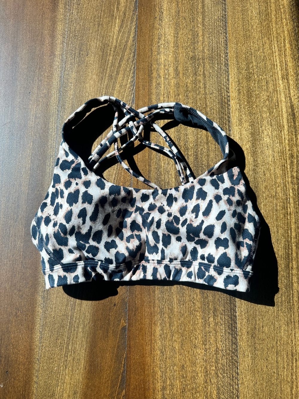Victoria’s Secret VSX Strappy Back Sports Bra Leopard Print Size XS